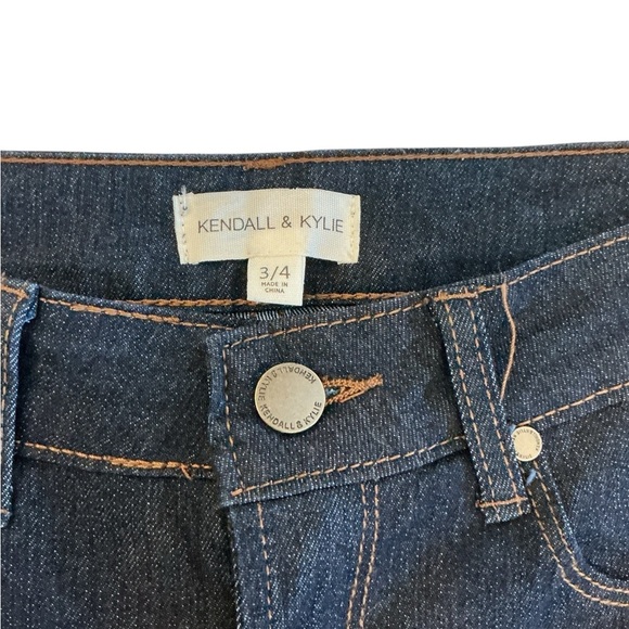 Kendall & Kylie Dark Wash Skinny Jeans Women’s Size 3/4 Stretch Denim Classic - Picture 2 of 5